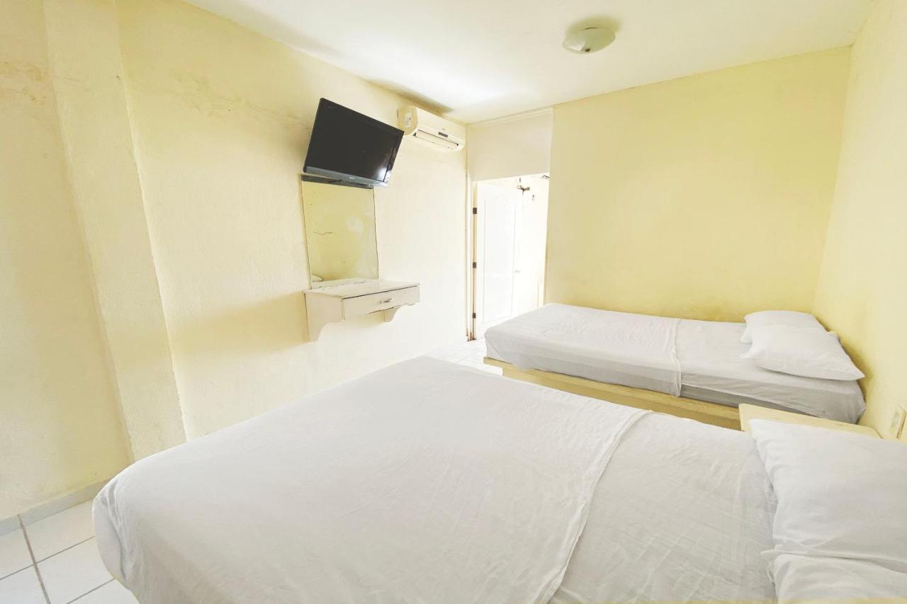 Oyo Hotel Villas Paraiso Stephany Acapulco Exteriör bild
