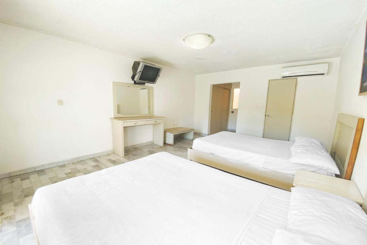 Oyo Hotel Villas Paraiso Stephany Acapulco Exteriör bild